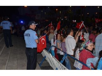 Hande Yener Mersinlilere Unutulmaz Bir Gece Yaşattı