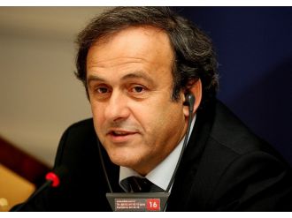 Platini’den Blatter’e İstifa Çağrısı