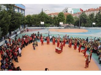 İhlas Koleji Okulları İstanbul’un Fethinin 562. Yılını Etkinliklerle Kutladı