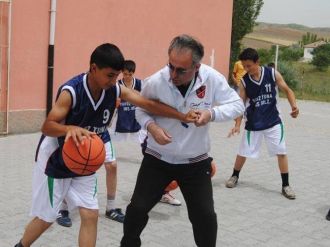 (Özel Haber) Kırıkkale’li Basketçi Guinness İçin Hazırlanıyor