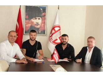 Celustka Ve Rıdvan Şimşek Antalyaspor’a İmza Attı