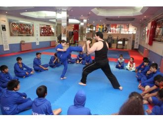 Şişli’de Kuştepeli Çocuklar Karate İle Hayata Tutunuyor