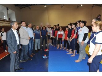 Judo Federasyonu Başkanı Uysal’dan Judo Ümit Milli Takım Kampı’na Ziyaret