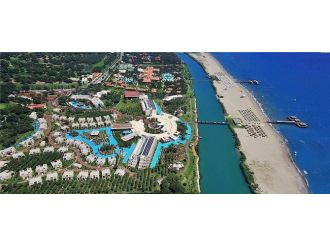 Işın Karaca Ve Fatih Erkoç, Bu Yaz Gloria Hotels & Resorts’ta