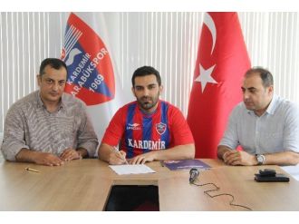 Karabükspor Bekir Ozan Has’ı Kadrosuna Kattı