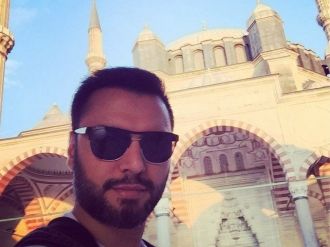 Ünlü Türkücü Alişan Selimiye Camii’ne Bir Kez Daha Hayran Kaldı