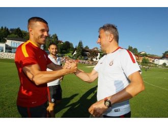 Galatasaray’da Podolski Kampa Katıldı