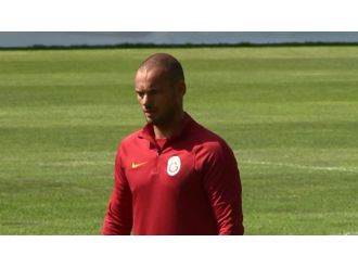 Sneijder’den Basına Sert Fırça