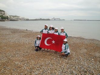 Manş Denizi’ni Geçen İlk Kadın Türk Takımı Oldular