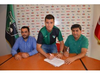 Denizlispor’da Brezilyalı Leozınho İmzaladı