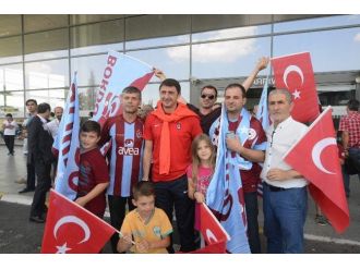 Trabzonspor’a Makedonya’da Sevgi Seli