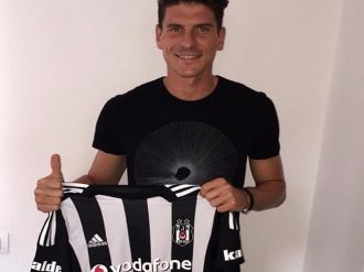 Mario Gomez’den Mesaj Var !