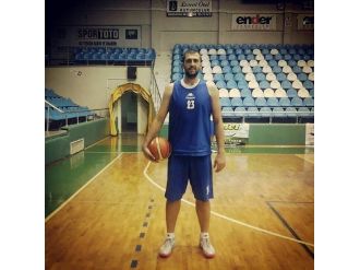 Yalova Belediyespor’a 205 Cm’lik Pivot