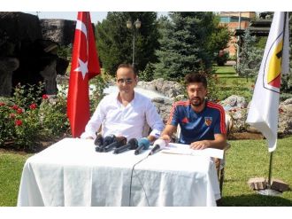 Kayserispor Furkan Özçal’ı Renklerine Bağladı