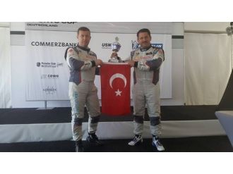 Ülkü Motorsport Almanya’dan Kupayla Döndü