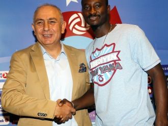 Dame N’doye Trabzonspor’a İmzayı Attı