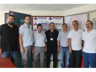 Yalova Belediyespor’un Sağlık Sponsoru Atakent Hastanesi Oldu