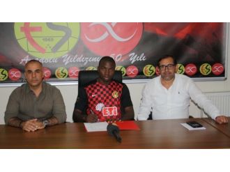 Kongolu Cedric Mongongu Eskişehirspor’da