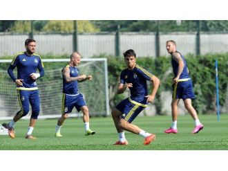 Ozan Tufan Fenerbahçe’de İlk Antrenmanına Çıktı