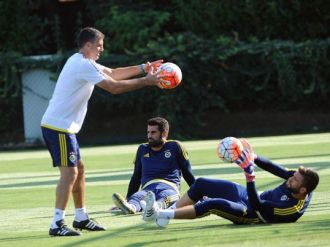 Fenerbahçe, Atromitos Maçı Hazırlıklarına Başladı