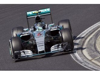 Mercedes Amg Petronas Podyumu Hedefliyor