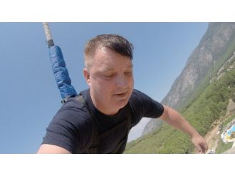 Protez Bacakla Bungee Jumpıg Yaptı