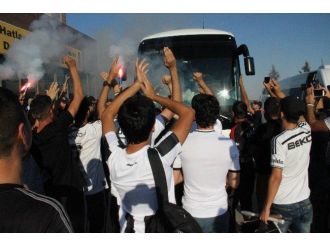 Beşiktaş’a Gaziantep’te Coşkulu Karşılama