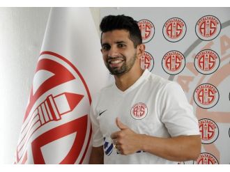 Antalyaspor Transfere Doymuyor