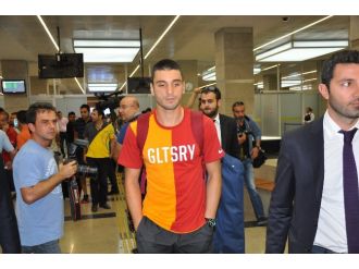 Cenk Gönen, Galatasaray’ın Konya Kafilesinde!