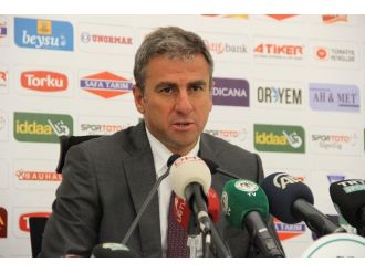 Galatasaray İlk Galibiyetini Aldı