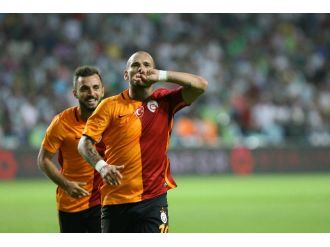 Sneijder Atınca Aslan Kaybetmiyor