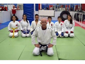 (Özel Haber) 57 Yaşında Judo Da Dünya Şampiyonası’nda Yarışacak