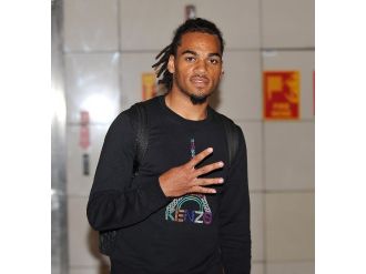 Galatasaray, Denayer Transferini Açıkladı