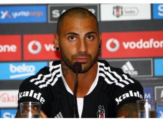 Mülteciler Quaresma’yı Da Ağlattı