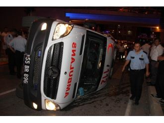 Samsun’da Ambulans Kazası: 5 Yaralı