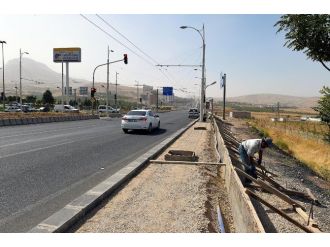 Kaldırım Çalışmaları Devam Ediyor