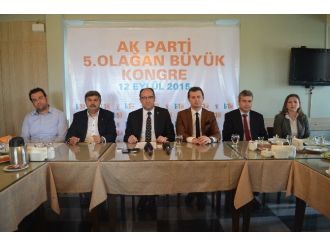 Ak Parti’de Gündem Değerlendirme Toplantısı