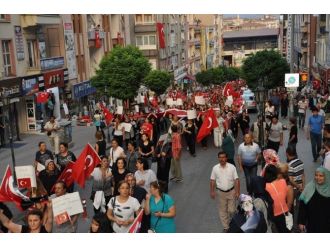 Kırıkkale’de Teröre Lanet, Şehide Saygı Yürüyüşü