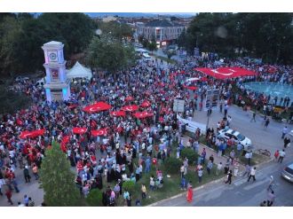 İnegöl Teröre Karşı Tek Yürek