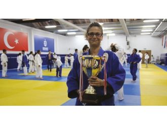 Kadına Şiddet, Bayanları Judoya Yönlendirdi