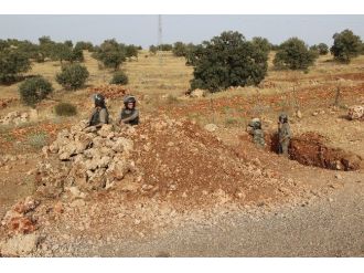 Hdp’lilerin Cizre’ye Yürüyüşü Sürüyor