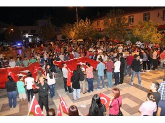 Manyas’ta Terörü Protesto Yürüyüşü