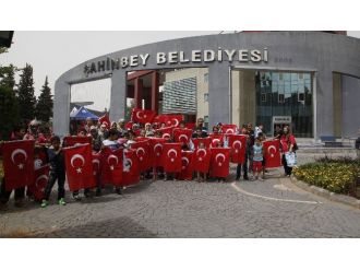 Şahinbey’de Yer Gök “Kırmızı Beyaz”