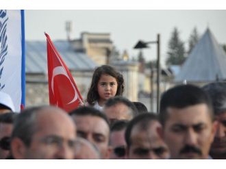 Sivas’ta Kamu-sen Üyeleri Teröre Tepki Gösterdi