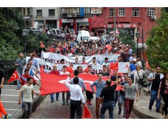 Trabzon’da ‘Teröre Lanet’ Yürüyüşü