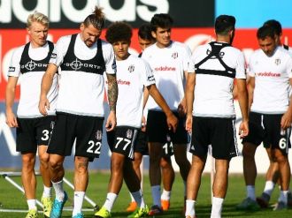 Beşiktaş, Medıpol Başakşehir Maçı Hazırlıklarını Sürdürüyor