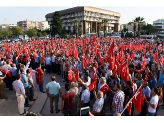 Aliağa Teröre Karşı Tek Ses Tek Yürek