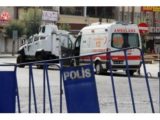 Diyarbakır’da Yaralı Polis Sayısı 8’e Yükseldi