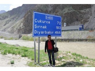 Hakkari-çukurca Karayolu 34 Gündür Ulaşıma Açılmayı Bekliyor