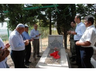 Şehit Piyade Er Çelebi Öztekin Mezarı Başında Anıldı